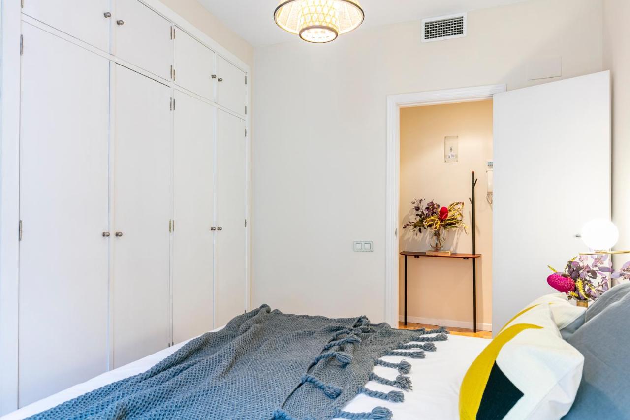 Luxury Belmont Puerta Del Sol Apartamento Madri Exterior foto
